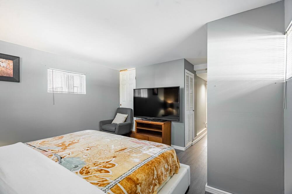 Photo of Bedroom in Mascouche