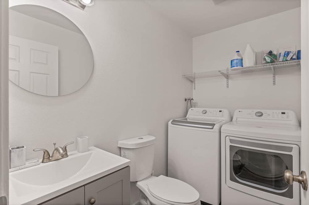 Photo of Others in Woodlawn