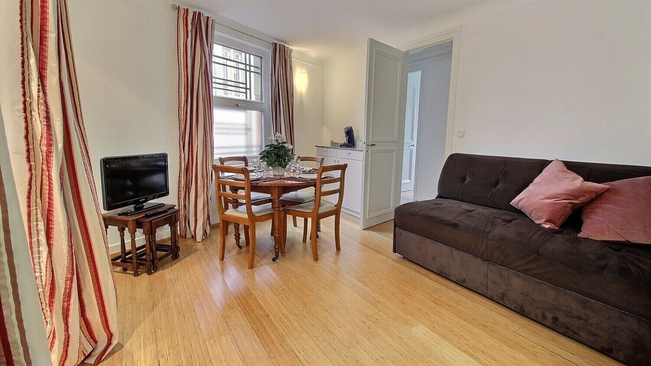 Photo of Livingroom in Cote Ouest Ormeaux