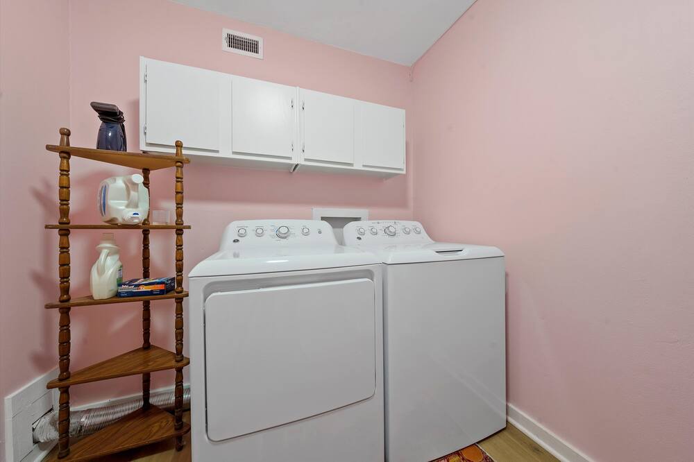 Photo of Bedroom in Lacy-Lakeview