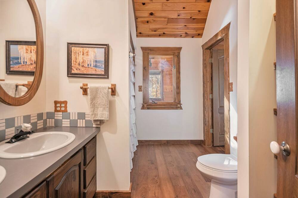 Photo of Bathroom in Burnips