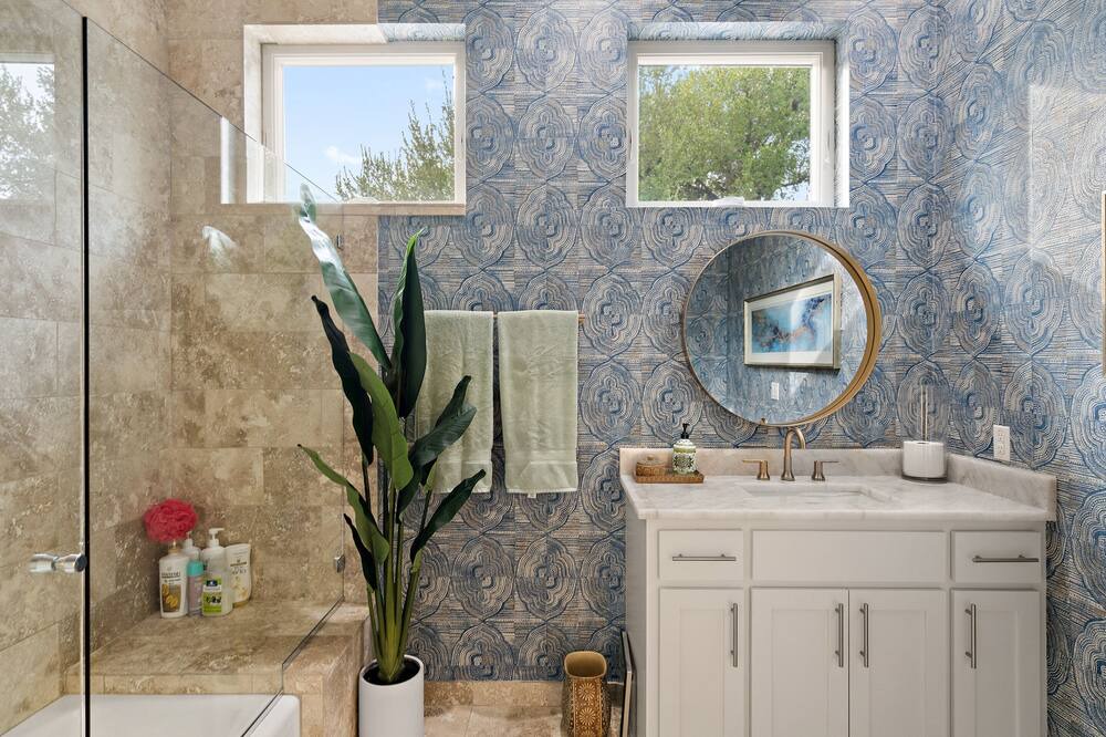 Photo of Bathroom in Apache Shores