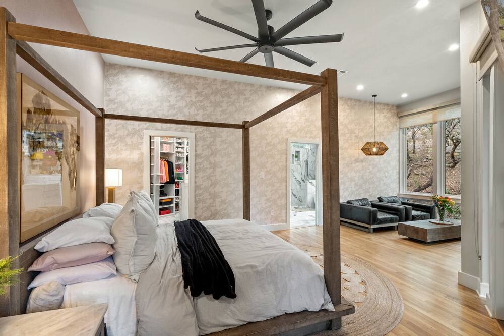 Photo of Bedroom in Apache Shores