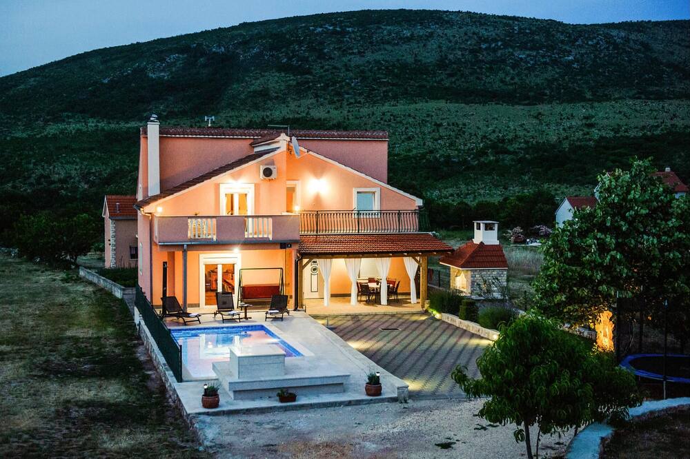 Photo of Outdoor in Cavoglave