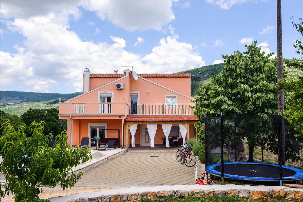 Photo of Outdoor in Cavoglave