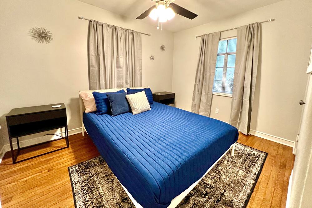 Photo of Bedroom in Hillcrest