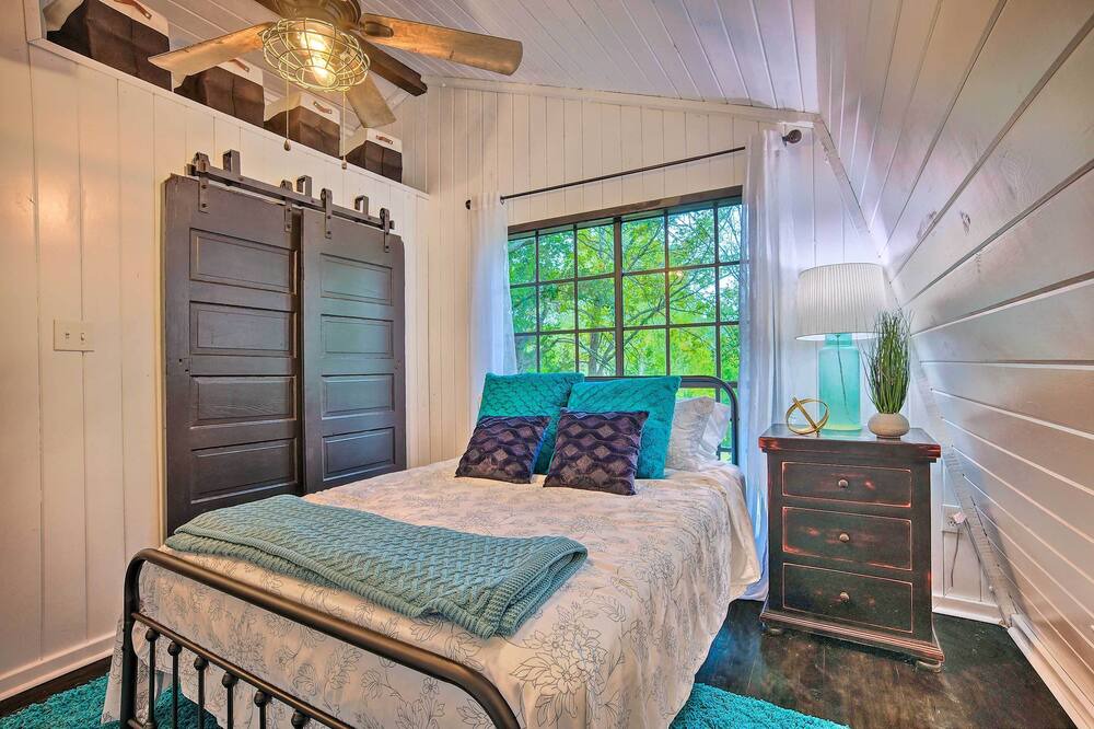 Photo of Bedroom in Willis
