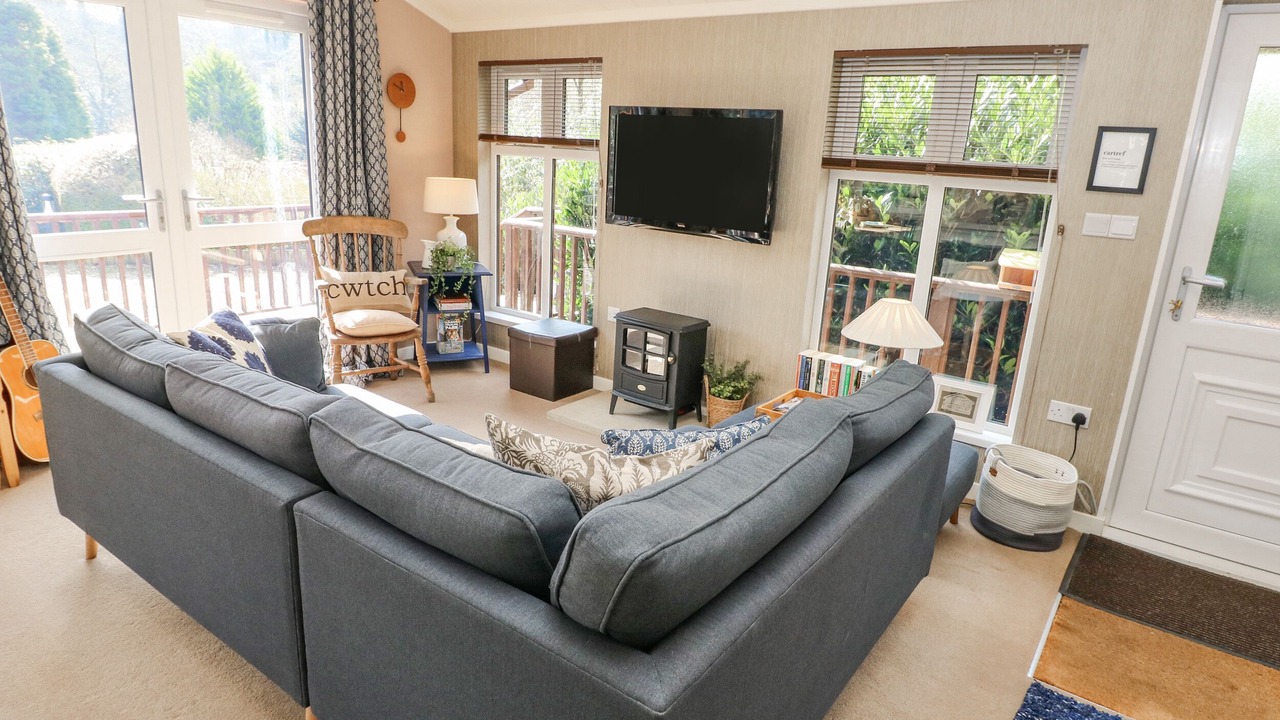 Photo of Others in Molleston