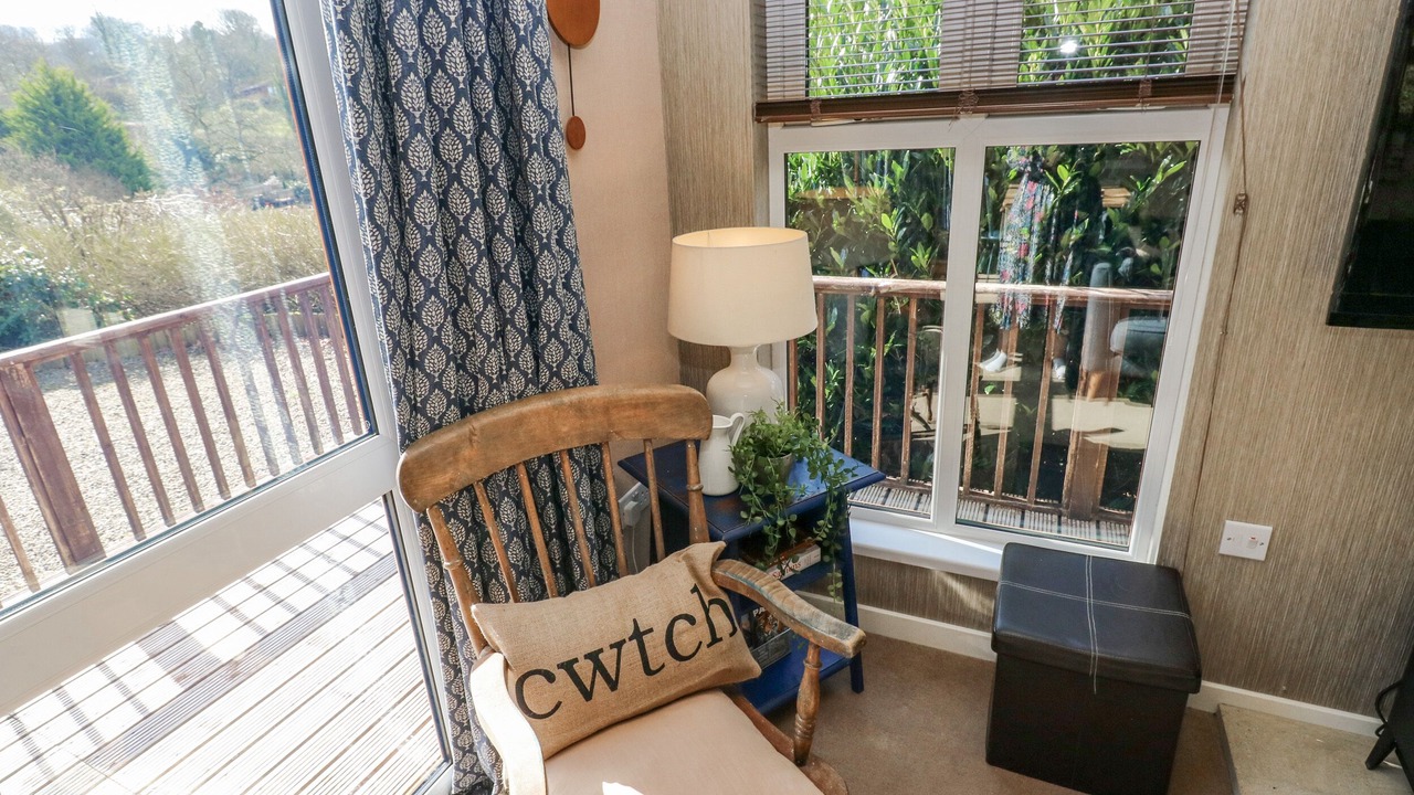 Photo of Others in Molleston