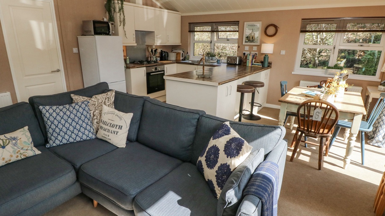 Photo of Others in Molleston