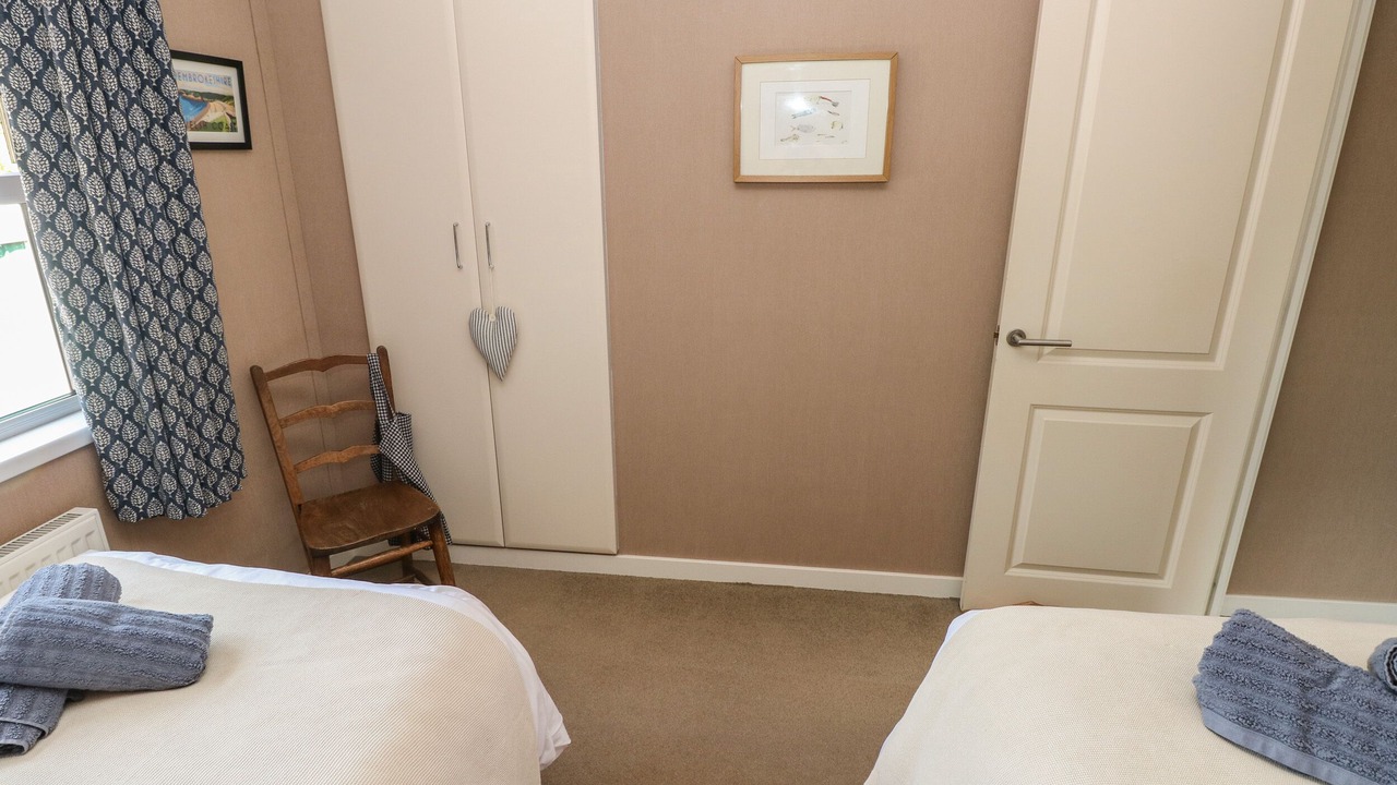 Photo of Others in Molleston