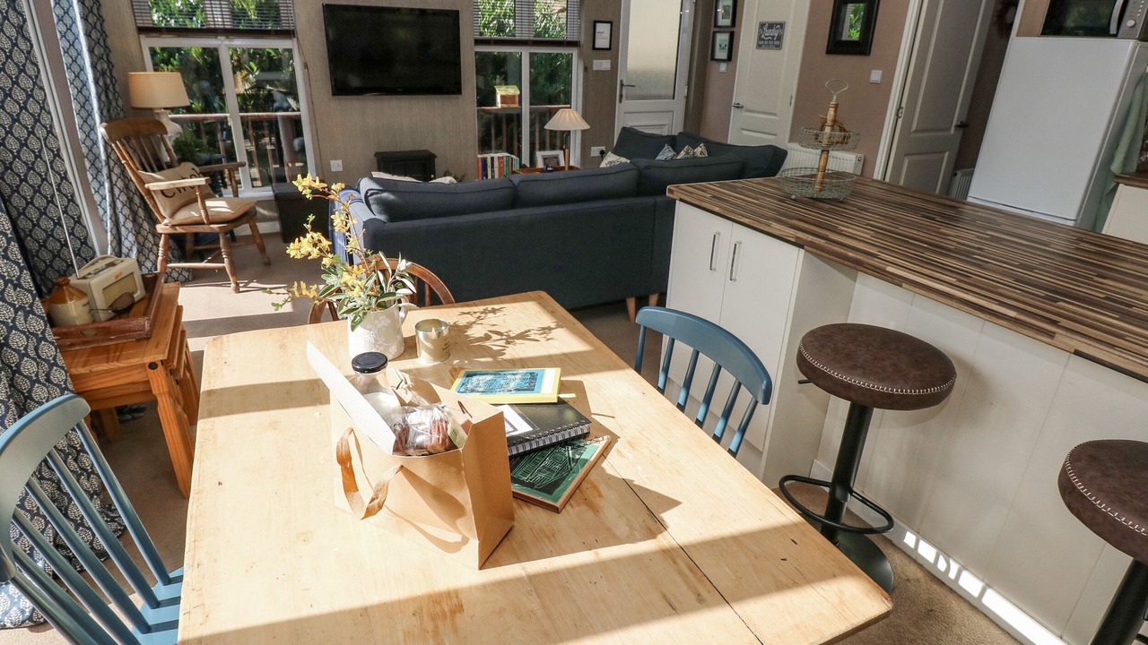 Photo of Others in Molleston