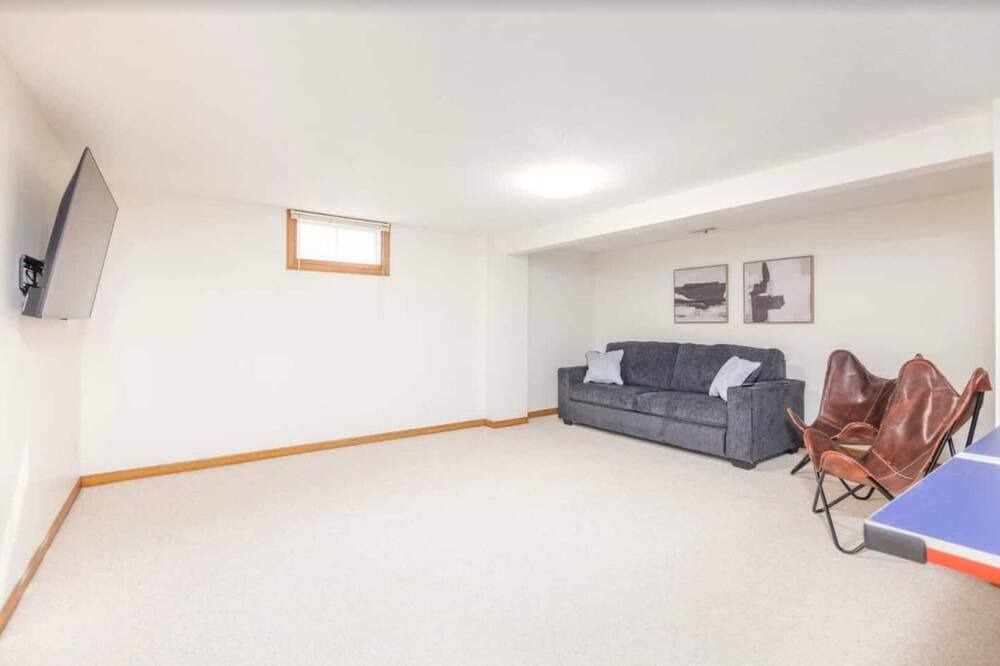 Photo of Others in Urbandale