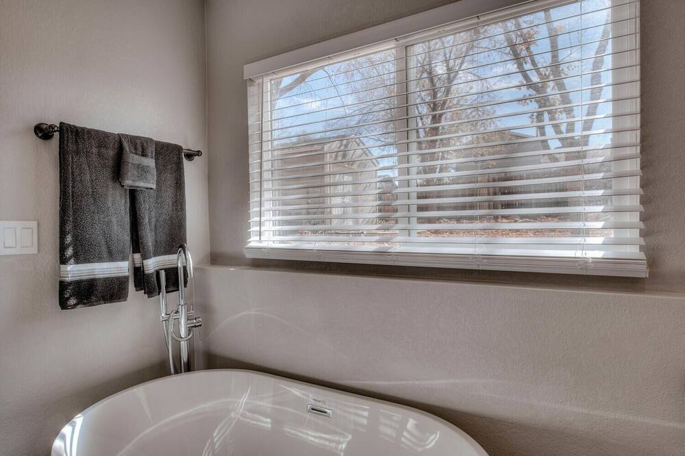 Photo of Bathroom in Thornton