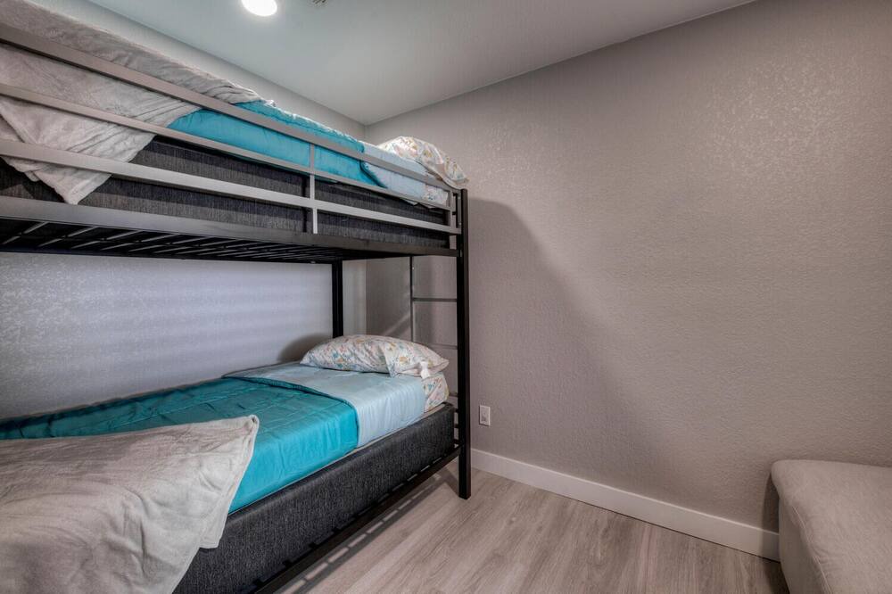 Photo of Bedroom in Thornton