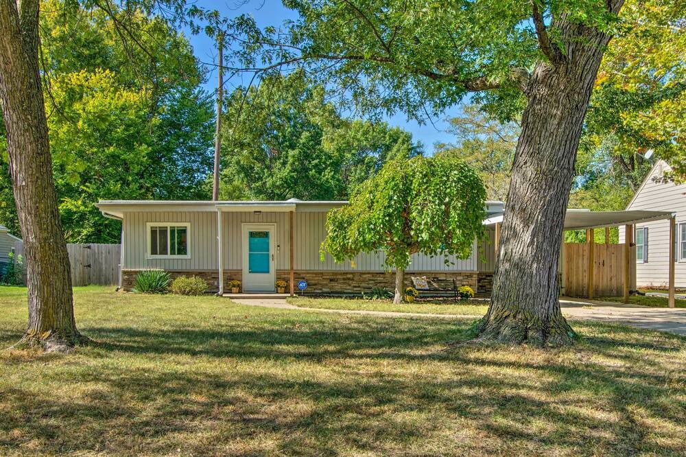 Photo of Outdoor in Topeka