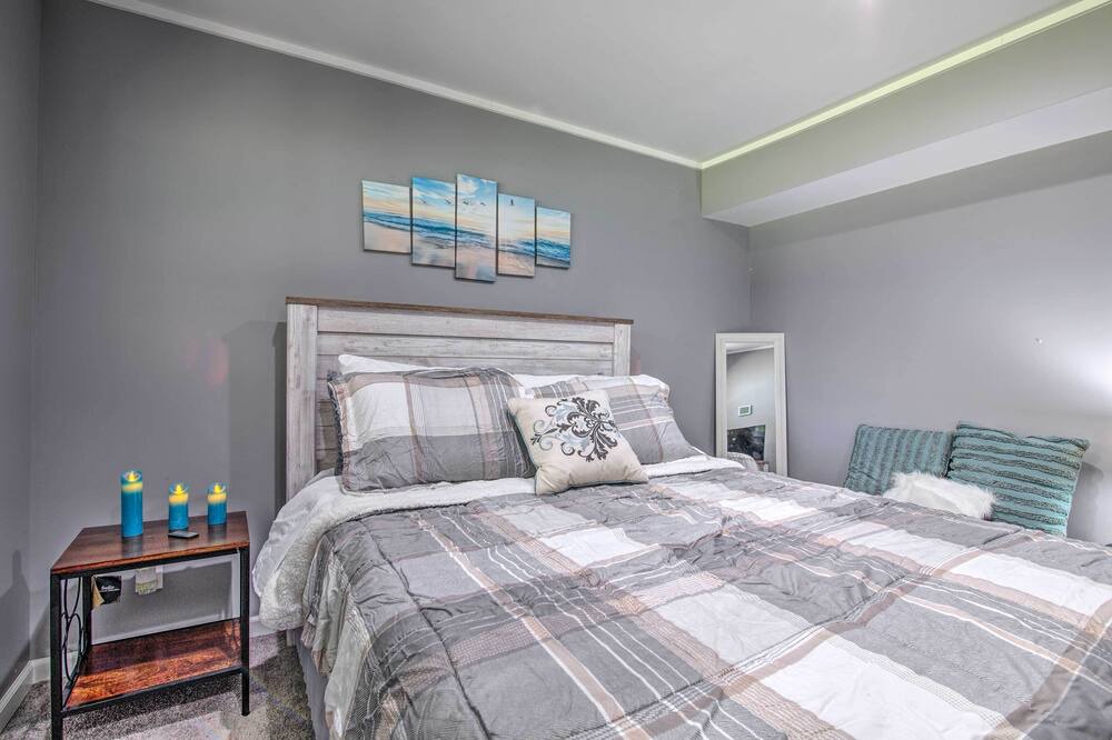 Photo of Bedroom in Topeka
