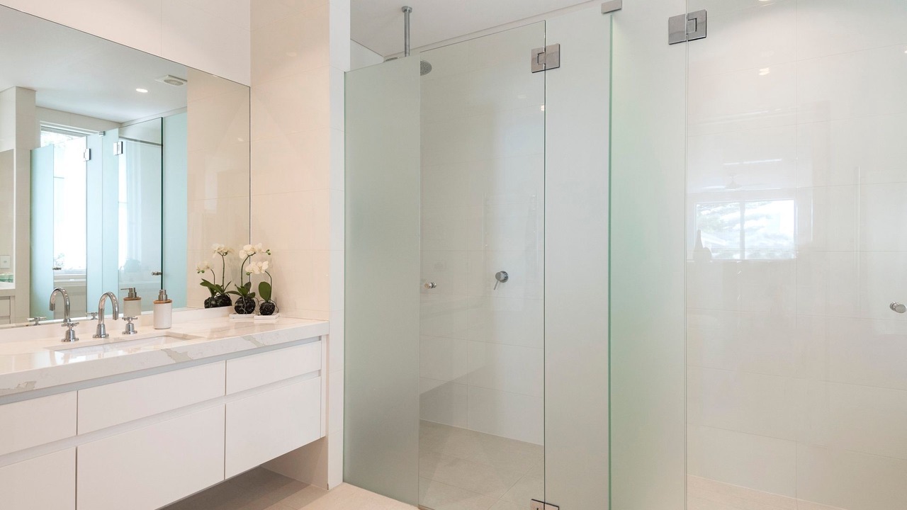 Photo of Others in Avalon Beach