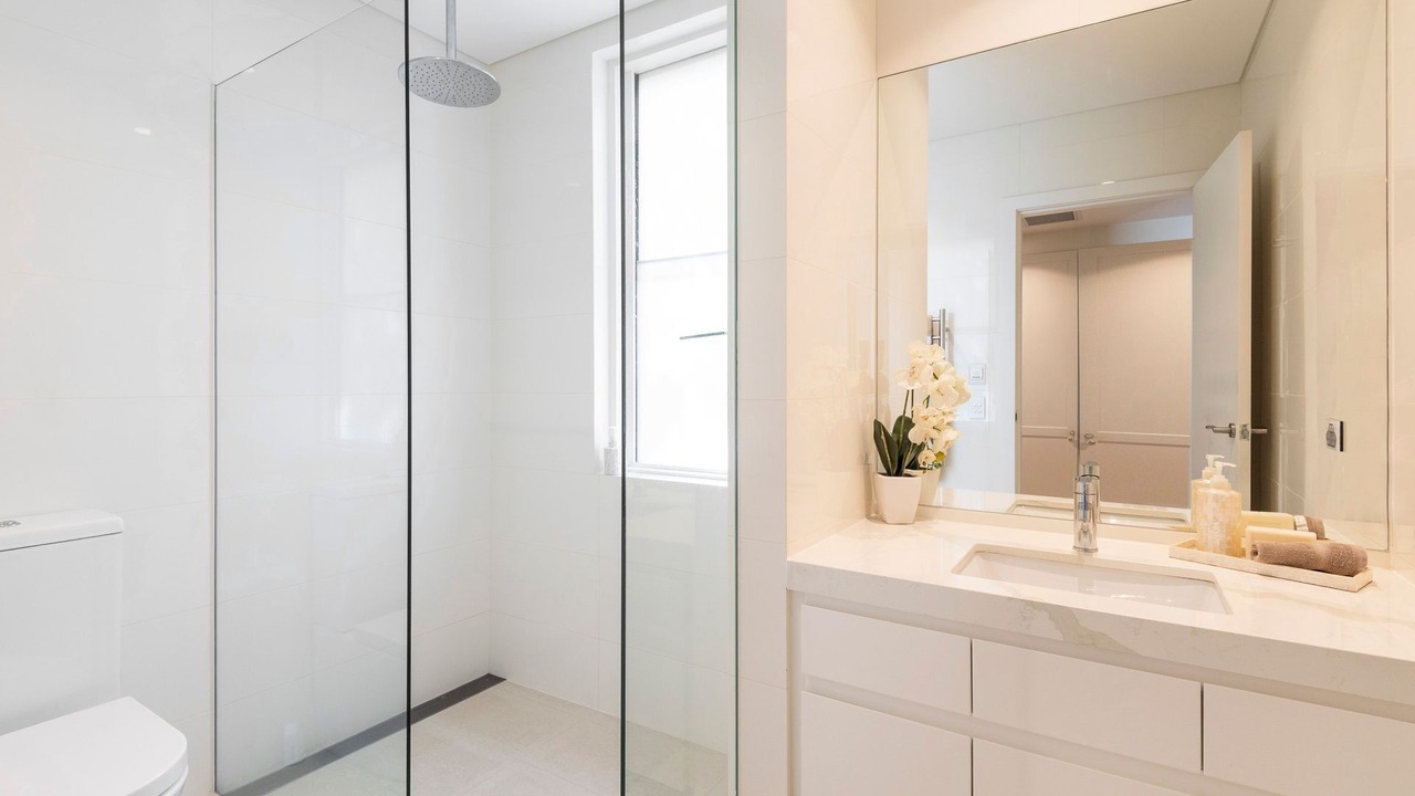 Photo of Others in Avalon Beach