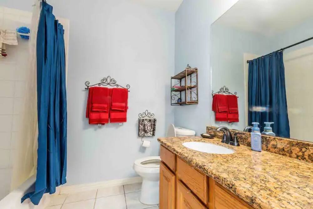 Photo of Bathroom in Atascocita