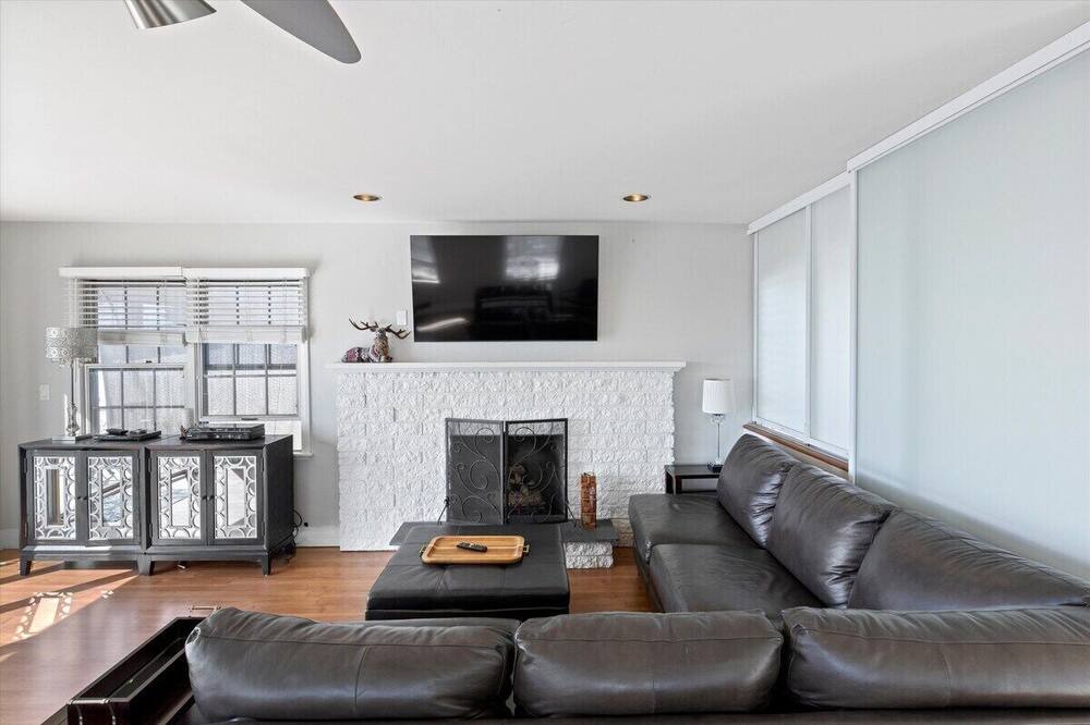 Photo of Livingroom in Winter Gardens
