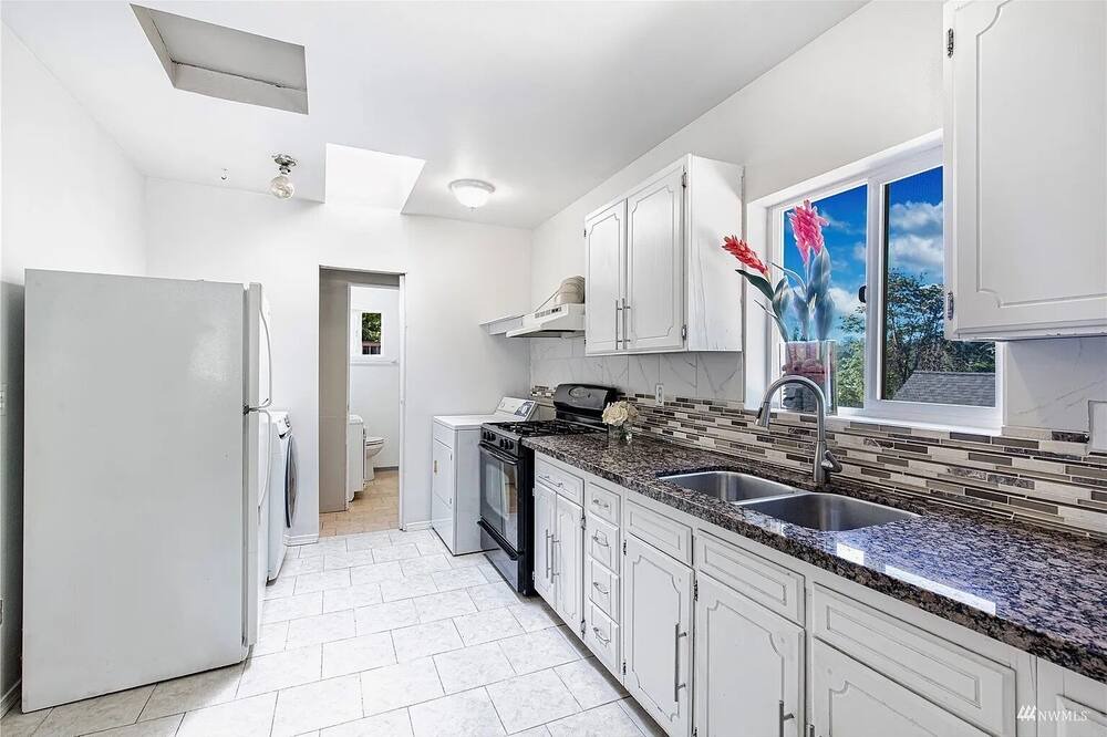 Photo of Kitchen in Olympic Hills