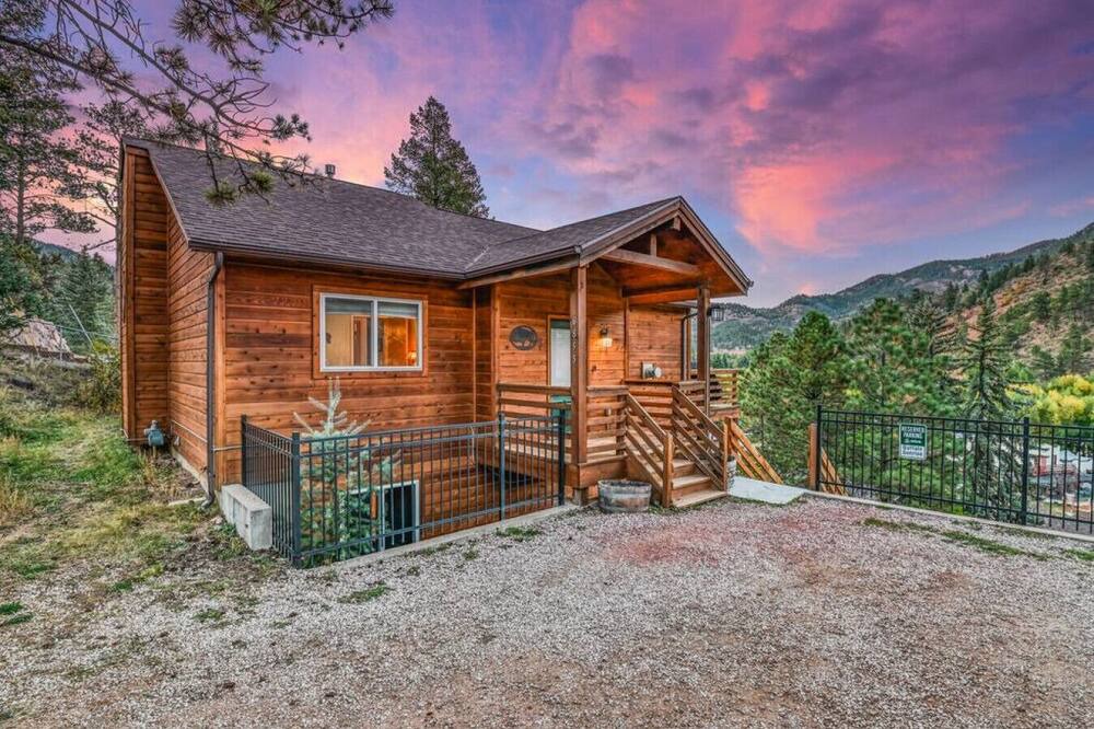 Photo of Bedroom in Green Mountain Falls