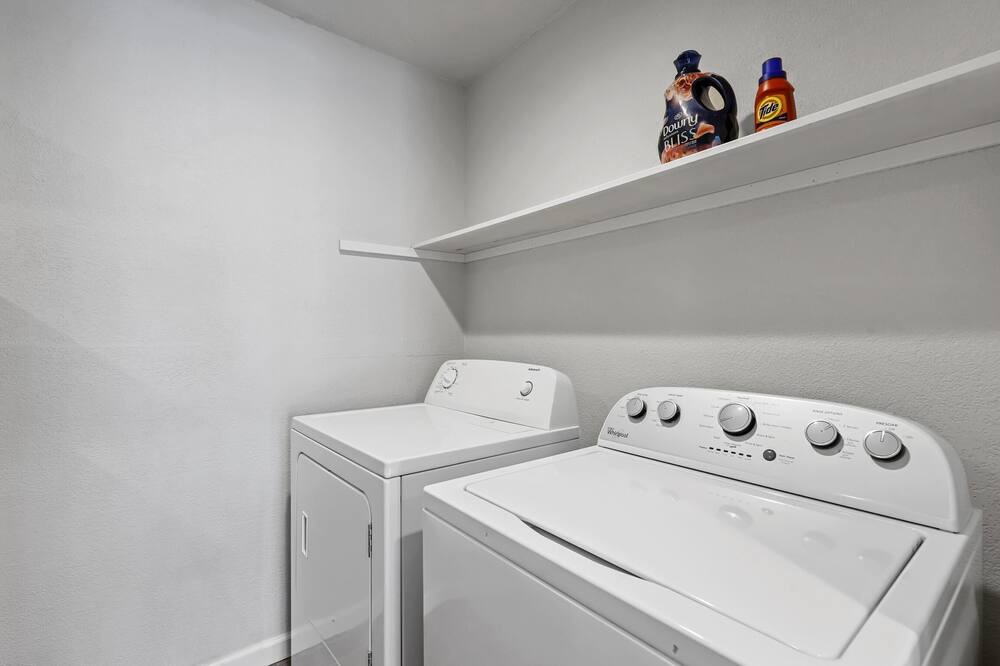 Photo of Bedroom in Handley
