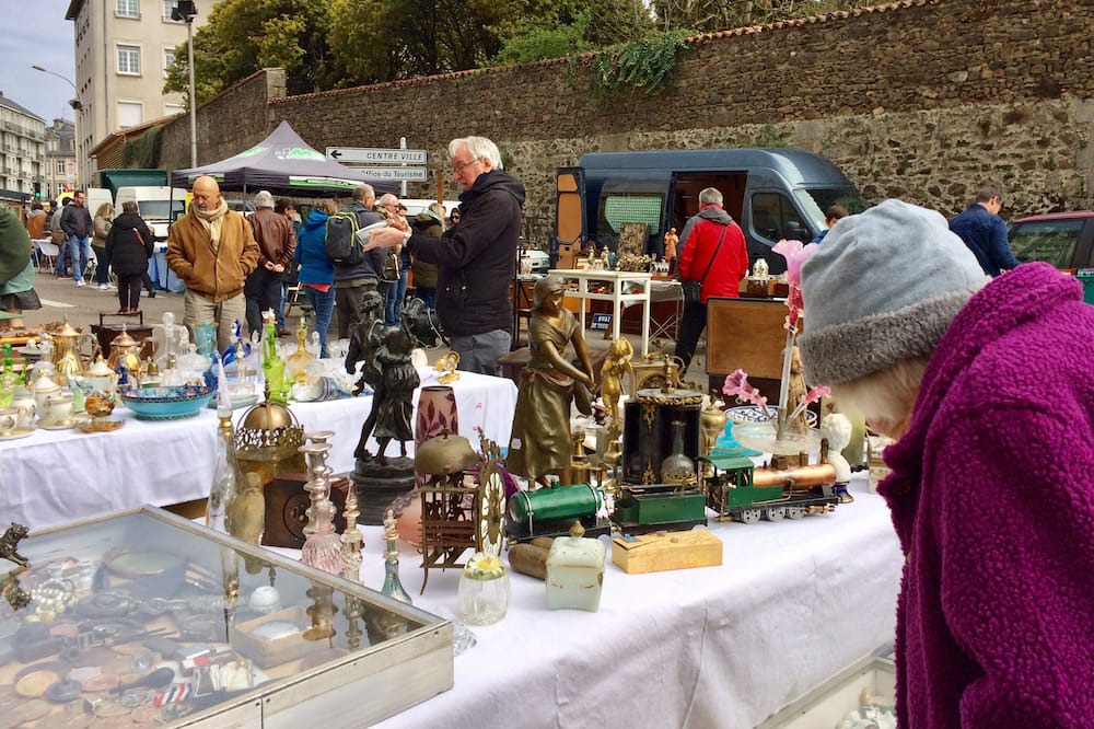 Photo of Others in Sussac