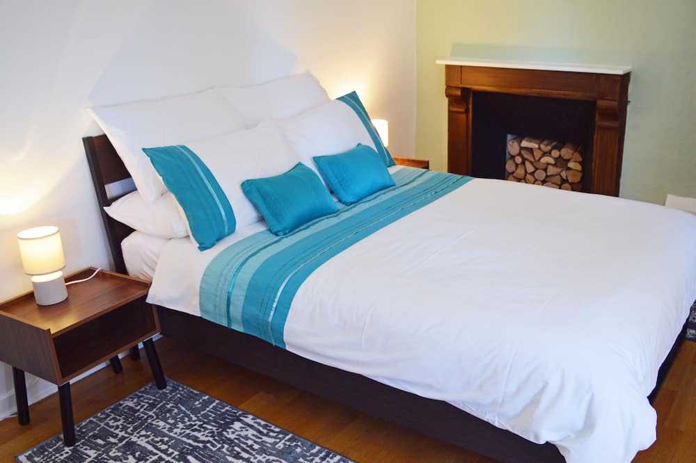 Photo of Bedroom in Sussac