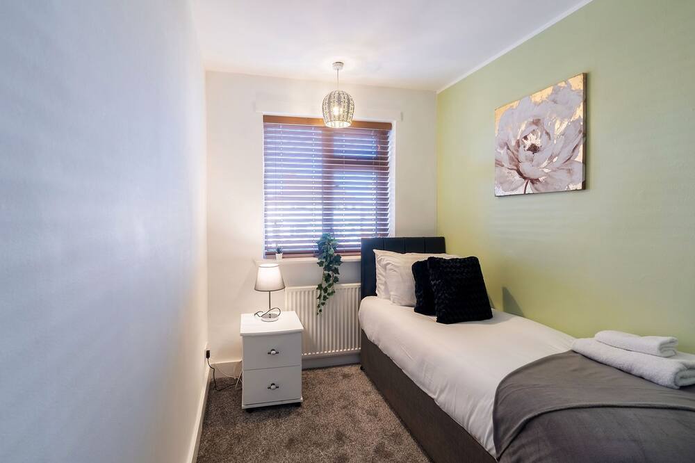 Photo of Bedroom in Eckington