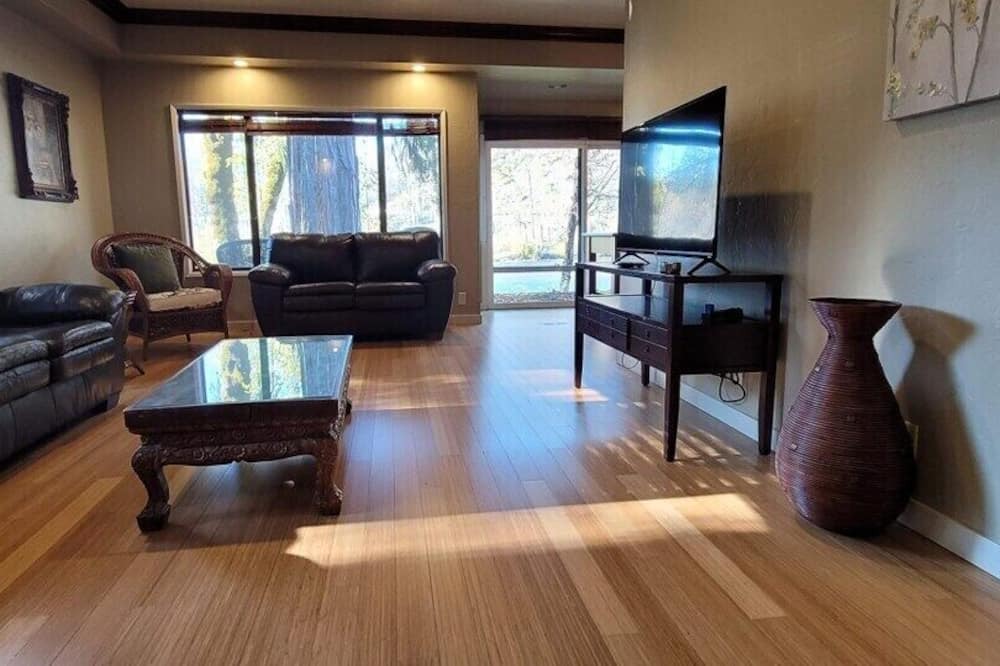 Photo of Livingroom in Marcola