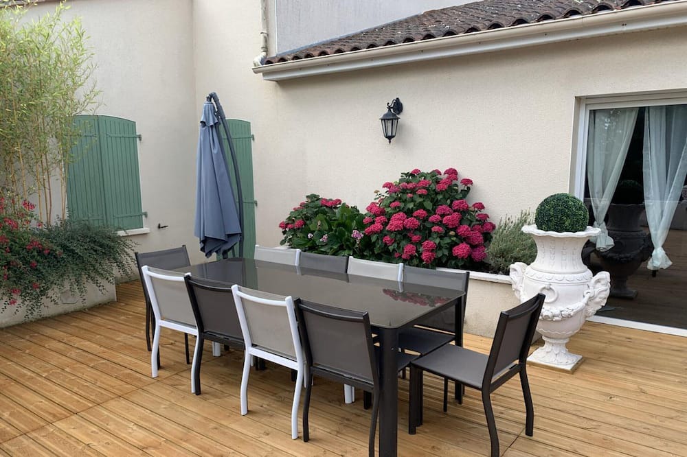 Photo of Patio Balcony in Sud Charente