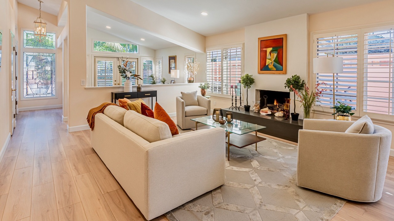 Photo of Livingroom in Huntington Beach
