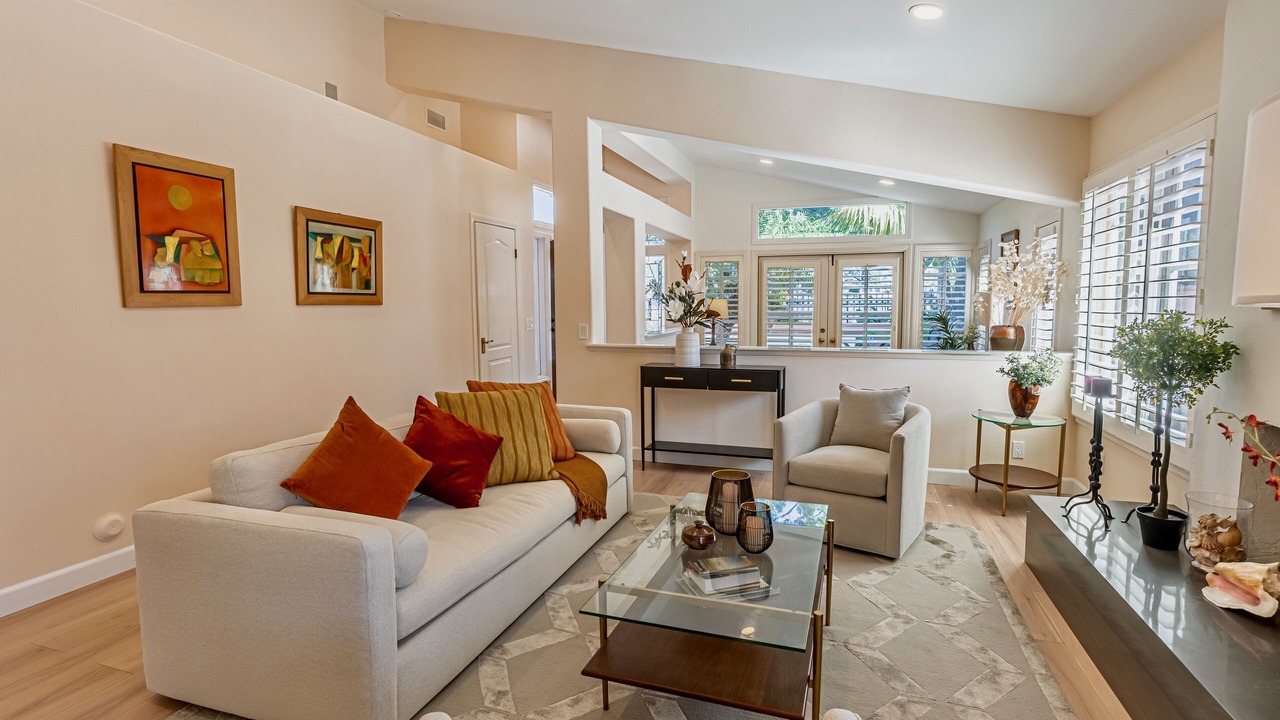 Photo of Livingroom in Huntington Beach