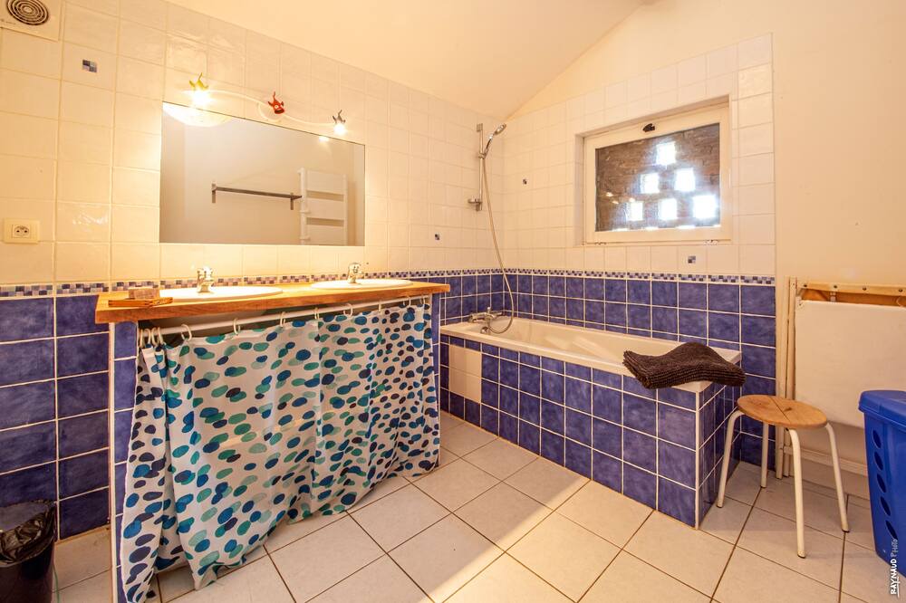 Photo of Bathroom in Rivieres