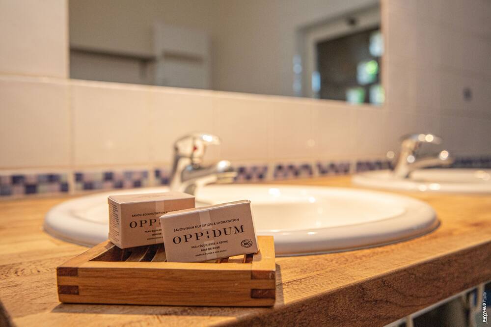 Photo of Bathroom in Rivieres