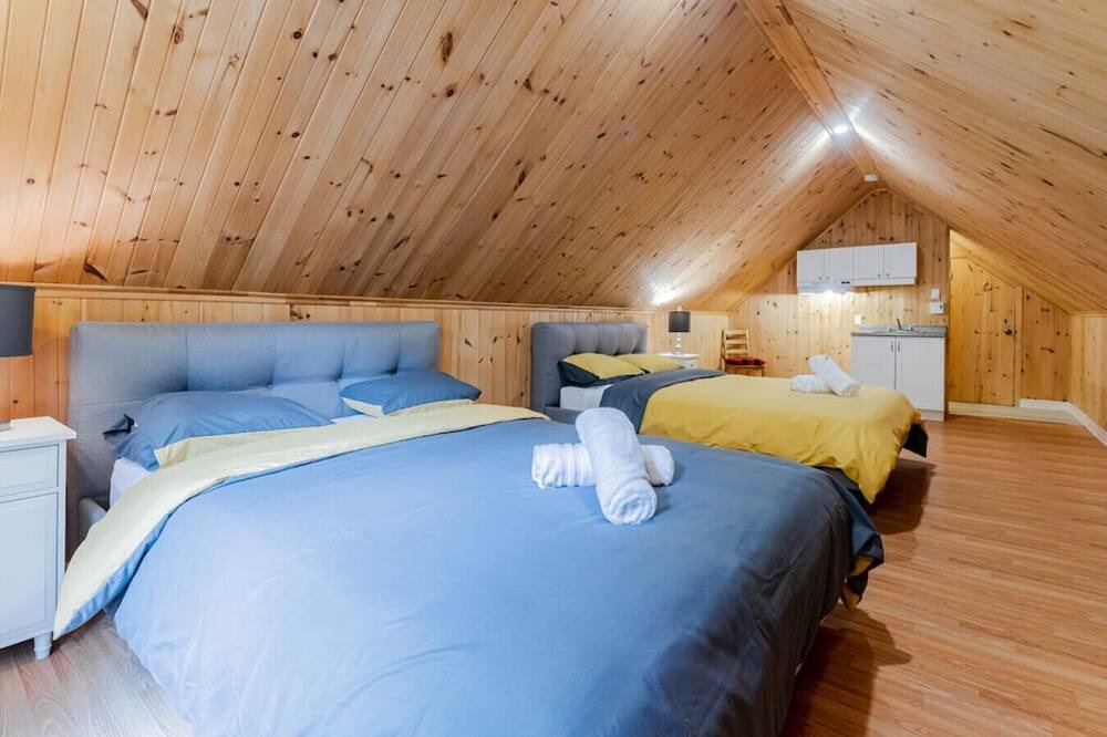 Photo of Bedroom in Saint-Alexis-des-Monts