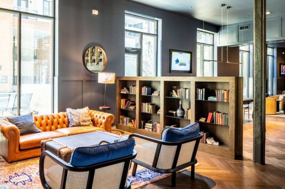 Photo of Livingroom in Highland