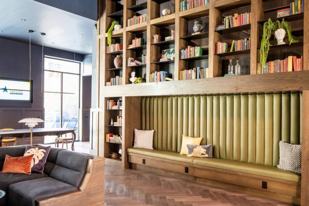 Photo of Livingroom in Highland