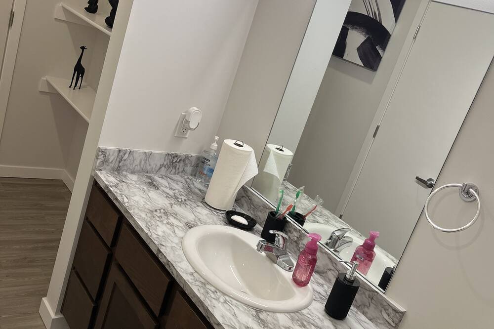 Photo of Bathroom in Raymore