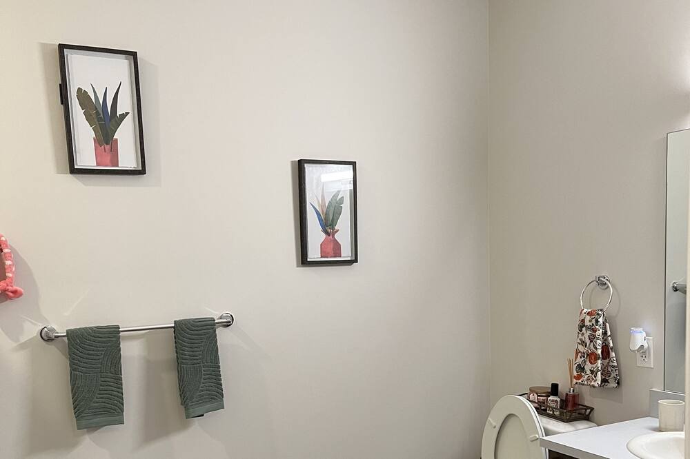 Photo of Bathroom in Raymore