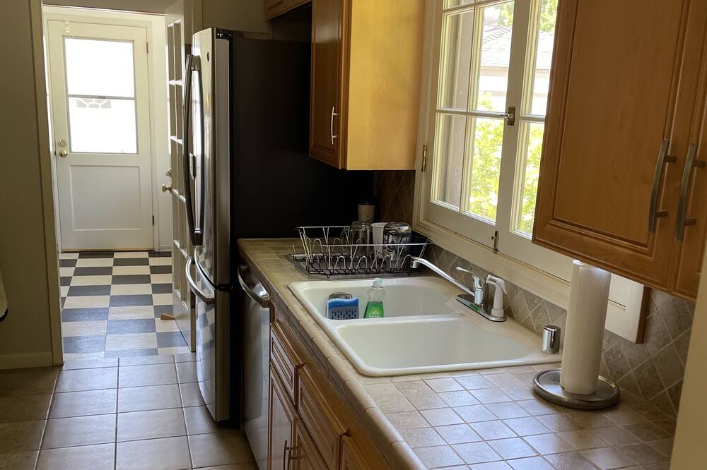 Photo of Kitchen in Studio City