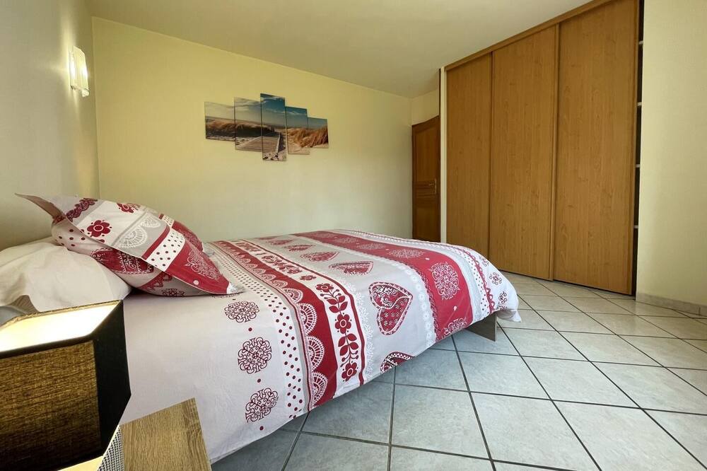 Photo of Bedroom in Ahetze