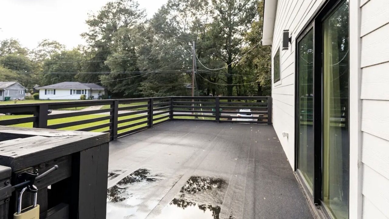 Photo of Outdoor in Candler-McAfee