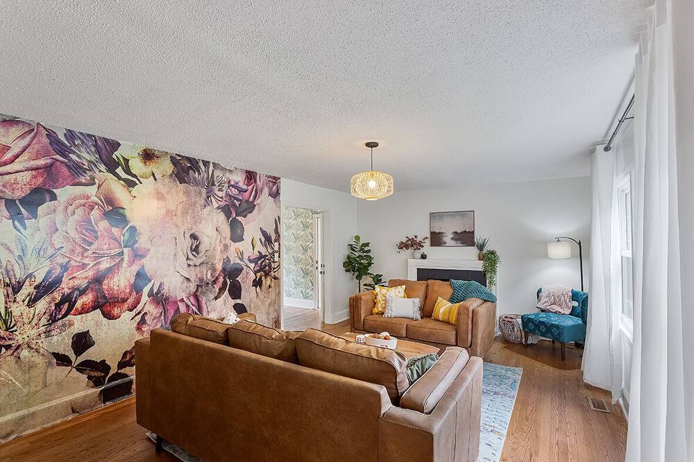 Photo of Livingroom in Mebane
