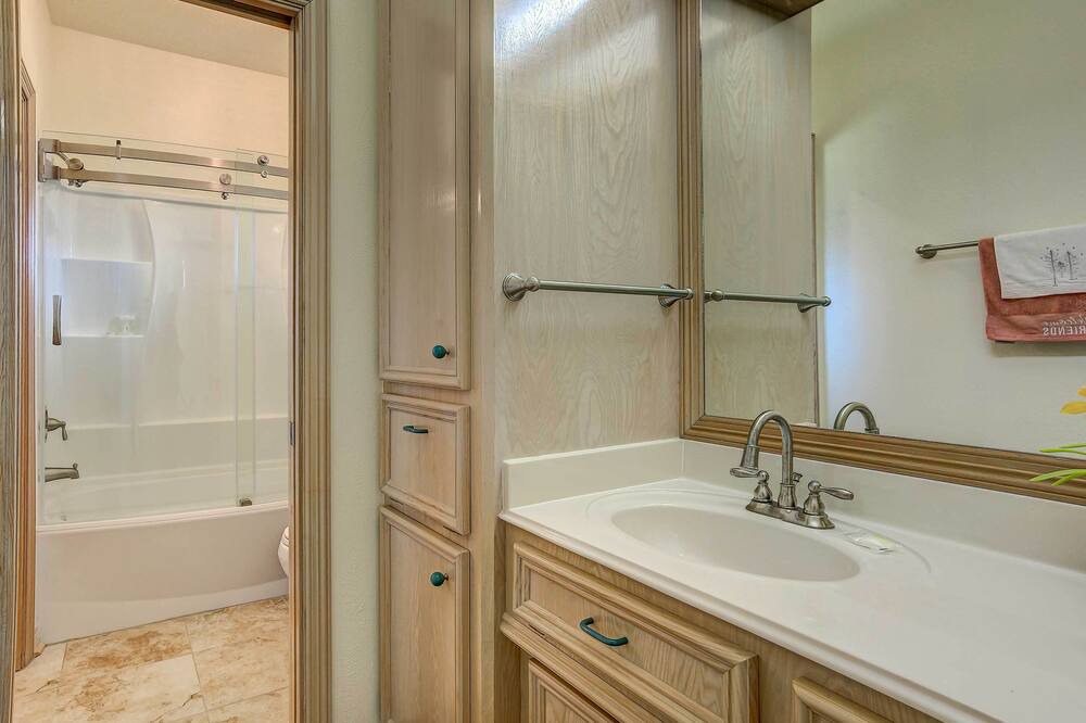 Photo of Bathroom in Willis