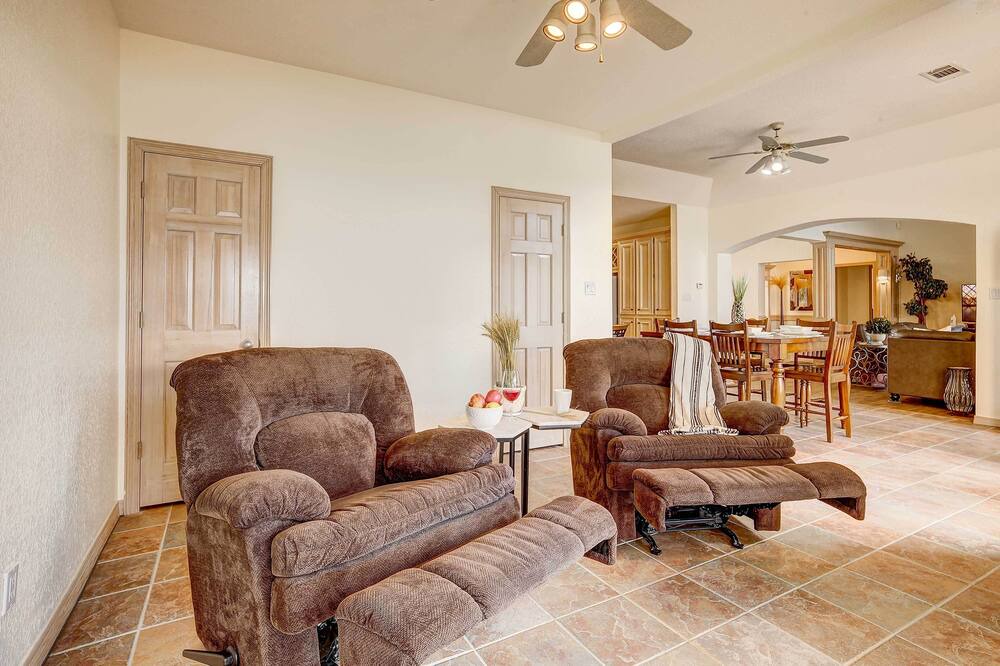 Photo of Livingroom in Willis