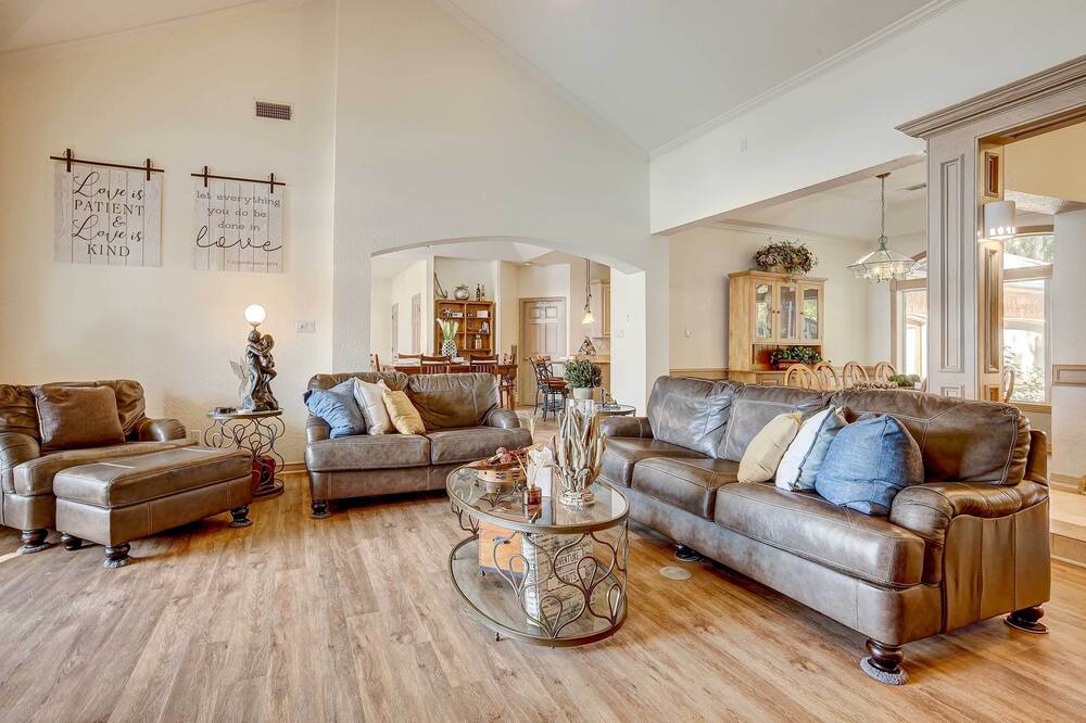 Photo of Livingroom in Willis