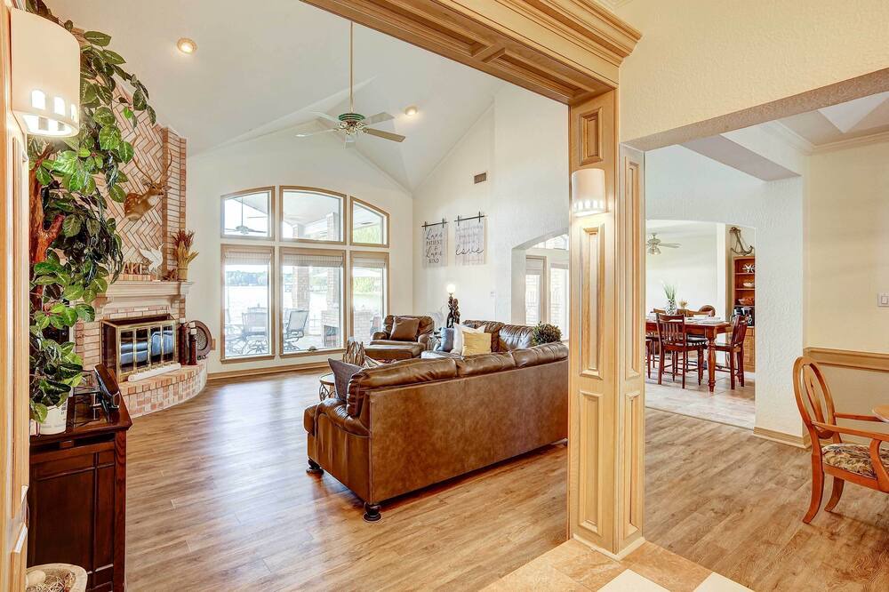 Photo of Livingroom in Willis
